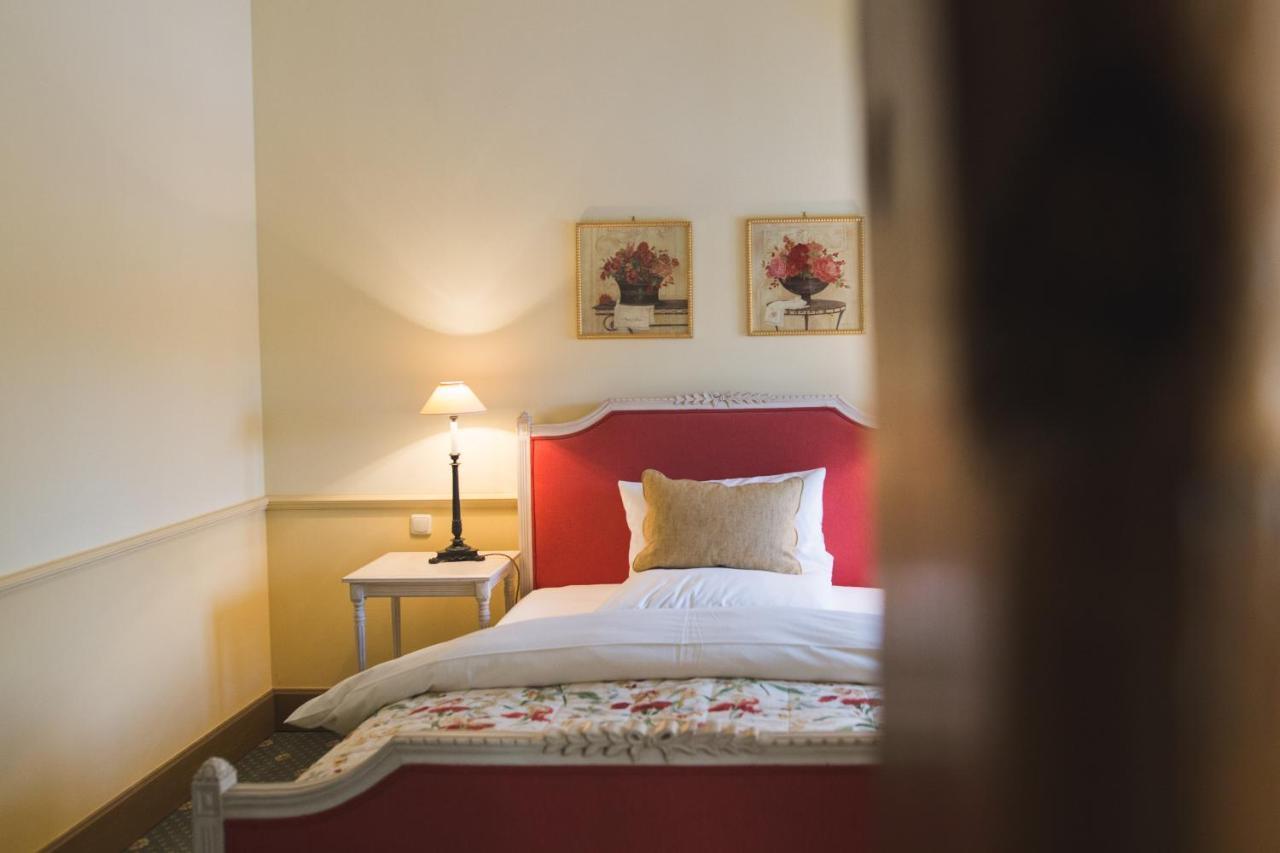 Hotel Chateau Bela Екстер'єр фото