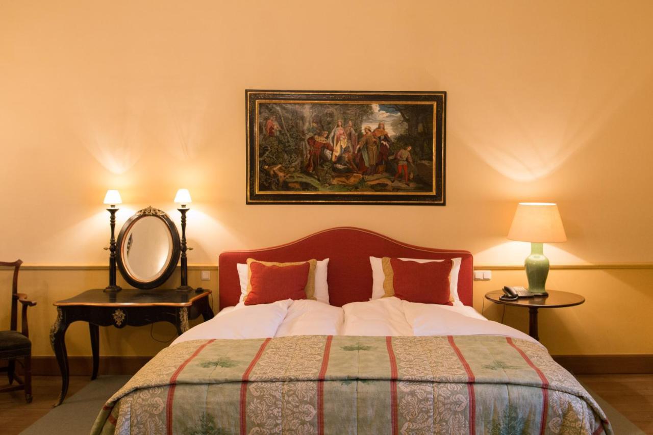 Hotel Chateau Bela Екстер'єр фото