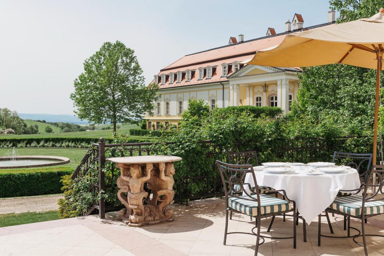 Hotel Chateau Bela Екстер'єр фото