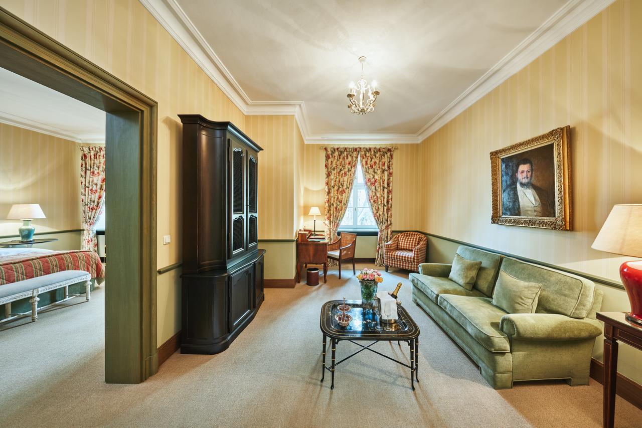 Hotel Chateau Bela Екстер'єр фото