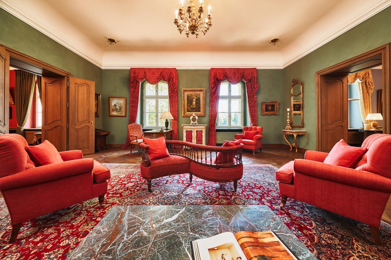 Hotel Chateau Bela Екстер'єр фото